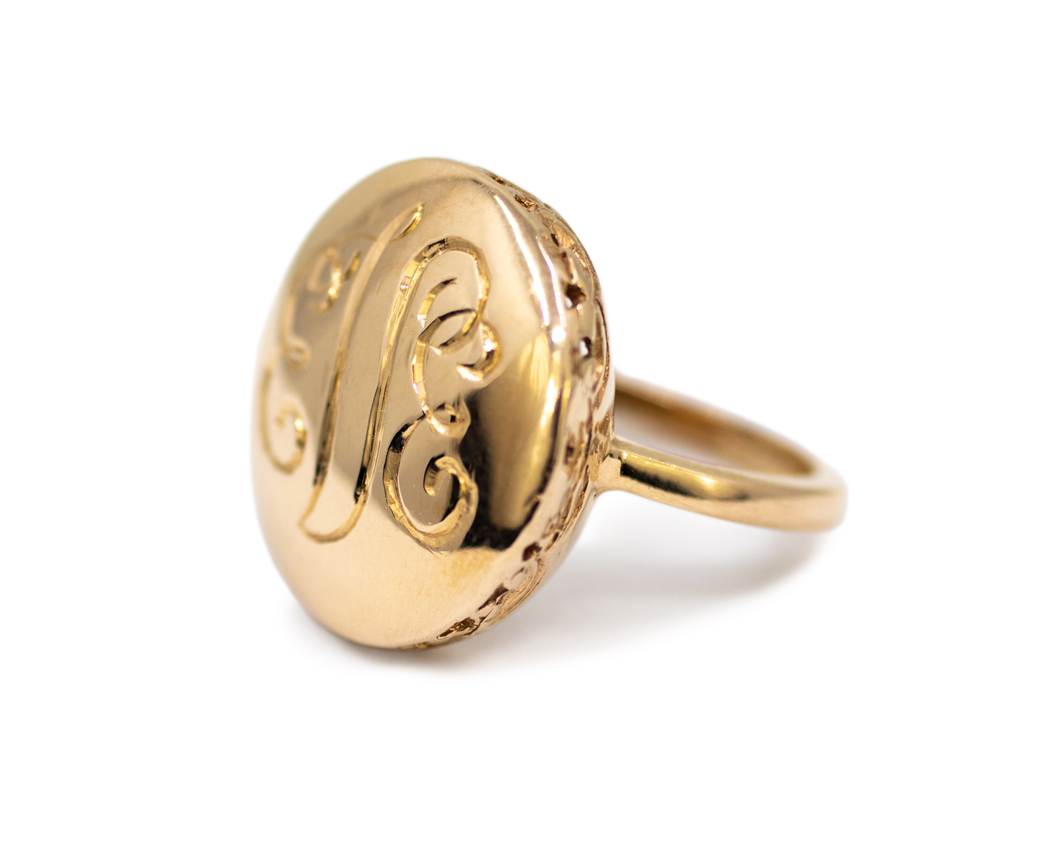 Antique 18 Karat Yellow Gold Monogram Signet Poison Hidden Compartment Ring  | Wilson's Estate Jewelry