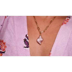 Mauve Tulip Shell Charm